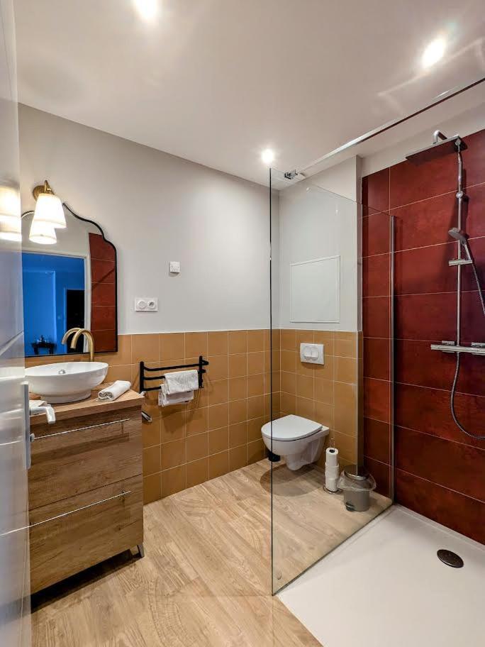 Le Riad, Sauna & Jacuzzi Apartment